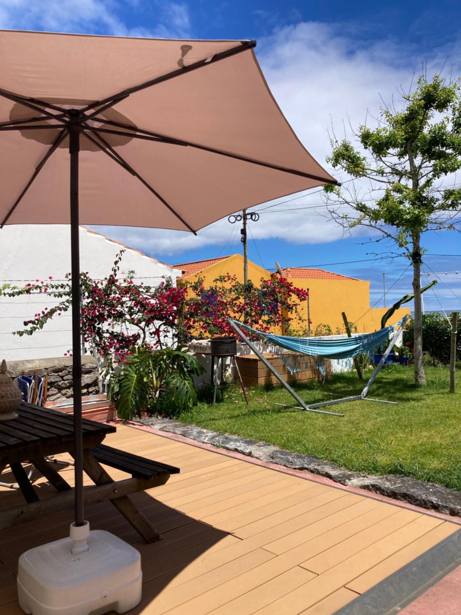 Agua E Sal - Seafront House, With Garden And Independent Suite.